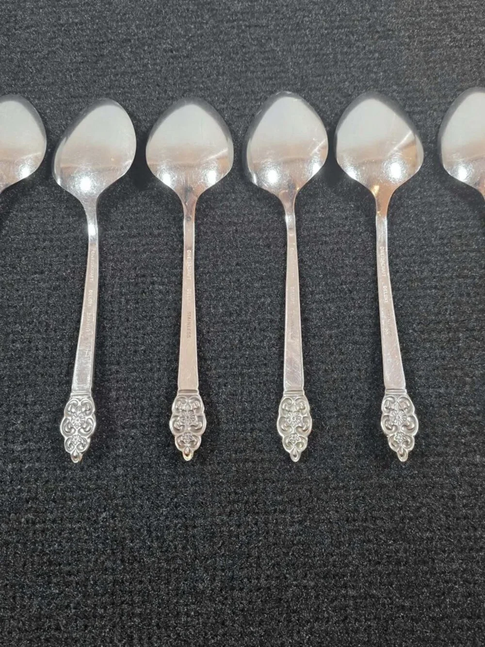 ONEIDACRAFT DELUXE STAINLESS FLATWARE SET SERVING SPOONS NORDIC CROWN 41 PCS